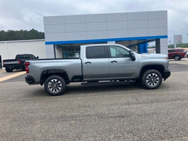 2026 Chevrolet Silverado 2500HD Custom