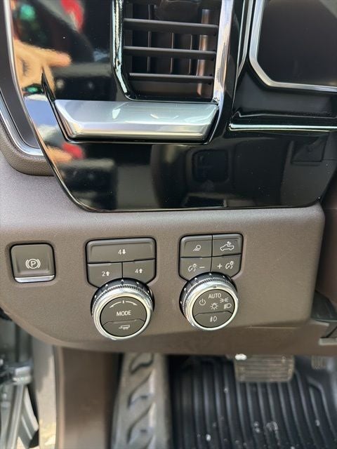 2026 GMC Sierra 3500HD SLE