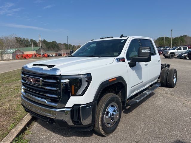 2026 GMC Sierra 3500HD SLE