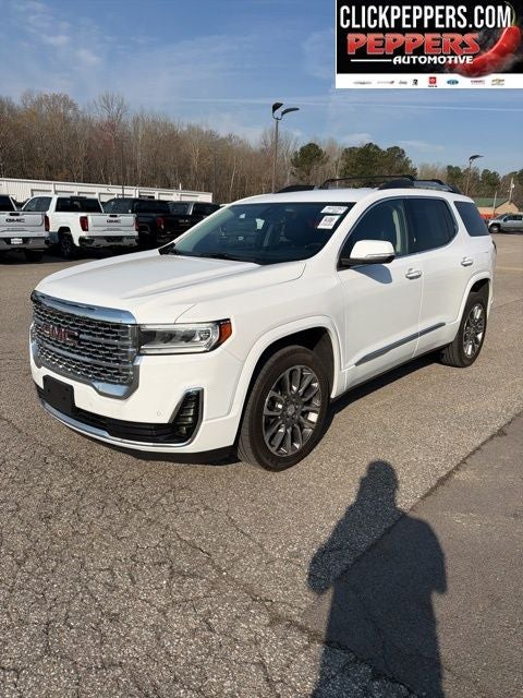 2023 GMC Acadia Denali
