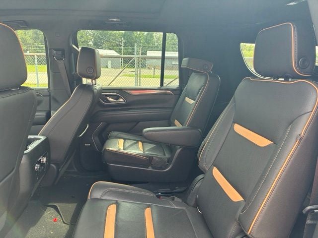 2022 GMC Yukon XL AT4