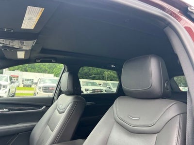 2022 Cadillac XT5 Premium Luxury