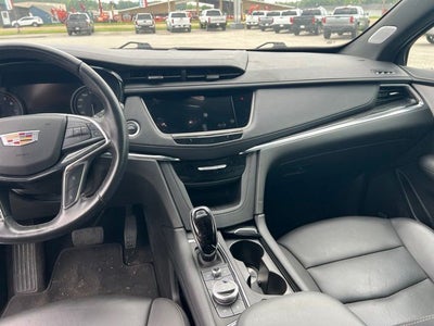 2022 Cadillac XT5 Premium Luxury
