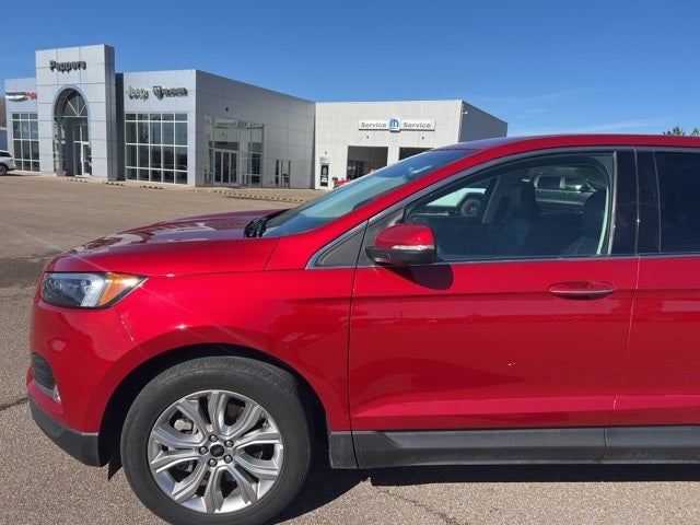 2024 Ford Edge Titanium
